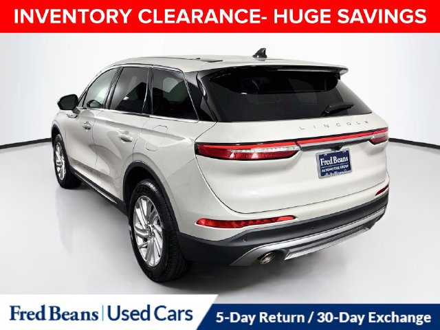 Used 2023 Lincoln Corsair AWD image 7