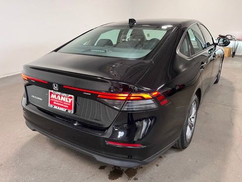 Used 2023 Honda Accord EX image 3