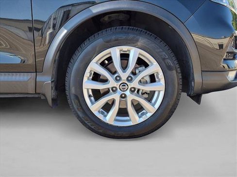 Used 2021 Nissan Rogue Sport SV FWD image 22