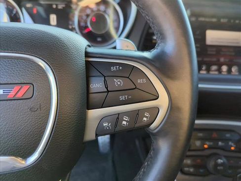 Used 2015 Dodge Challenger R/T Scat Pack w/ Leather Interior Group image 15