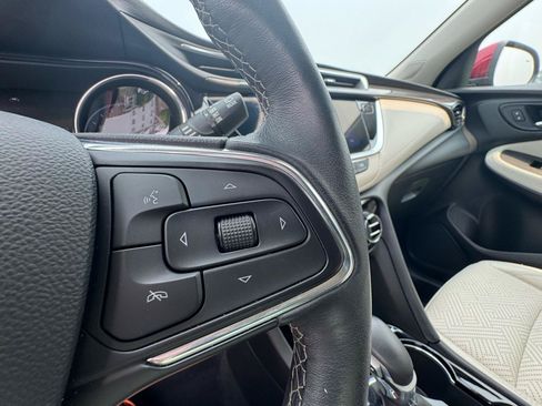 Used 2021 Buick Encore GX Essence w/ Advanced Technology Package AWD/4WD image 34