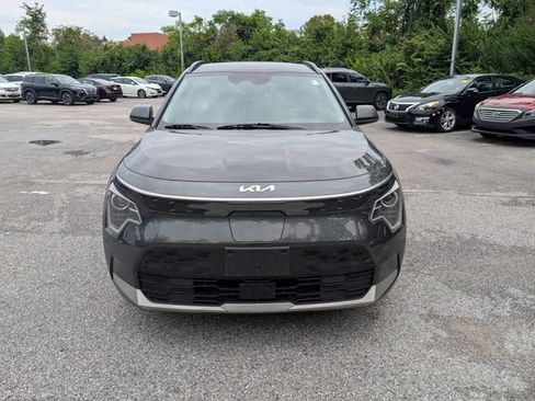 Used 2023 Kia Niro Wind w/ Wind Preserve Package FWD image 8