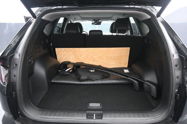 Used 2025 Hyundai Tucson Limited AWD/4WD image 35