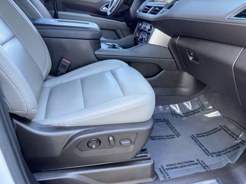 Used 2021 Chevrolet Tahoe LT image 17