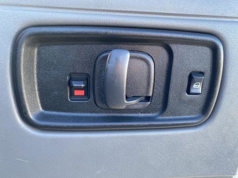 Used 2017 Chevrolet Express 3500 LT w/ LT Preferred Equipment Group image 18