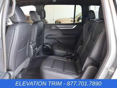 New 2026 GMC Acadia Elevation w/ Black Edition FWD image 17