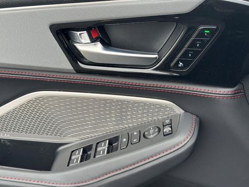 Used 2023 Acura MDX A-Spec image 27