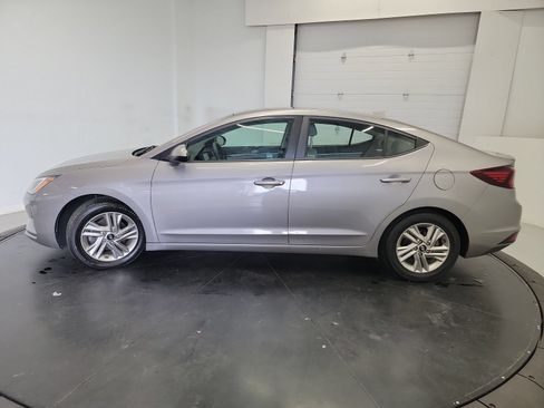 Used 2020 Hyundai Elantra SEL w/ Cargo Package (C1) FWD image 4