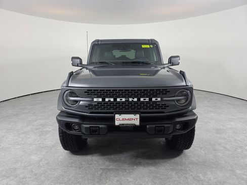 New 2025 Ford Bronco Badlands image 2