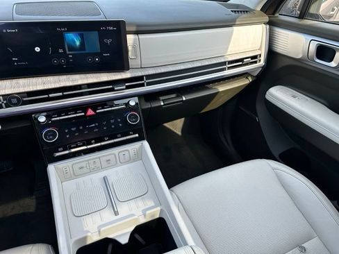 Used 2025 Hyundai Santa Fe Calligraphy AWD/4WD image 20