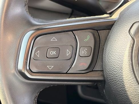 Used 2023 Jeep Wrangler Unlimited w/ 8.4" Radio Group AWD/4WD image 11
