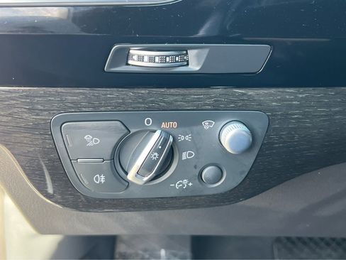Used 2019 Audi Q7 3.0T Prestige image 33