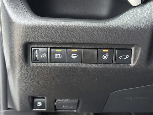 Certified 2021 Toyota RAV4 XLE image 38