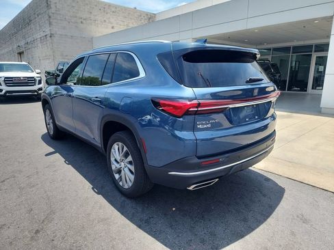 Certified 2025 Buick Enclave Preferred FWD image 6