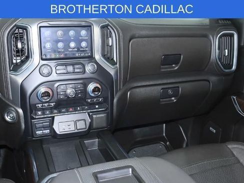 Used 2022 GMC Sierra 3500 Denali AWD/4WD image 24