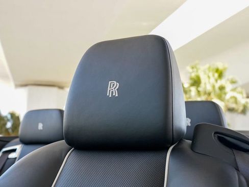 Used 2016 Rolls-Royce Dawn image 51