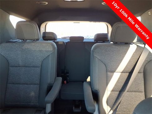 New 2026 Chevrolet Traverse LT w/ Midnight/Sport Edition image 16