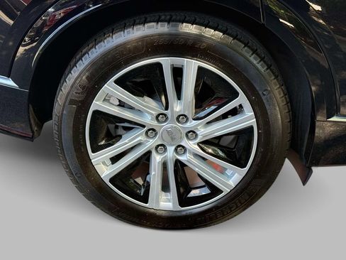 Used 2024 Cadillac Lyriq Tech w/ LPO, Floor Liner Package AWD/4WD image 13