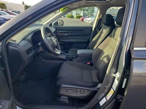 Used 2025 Honda CR-V EX image 15