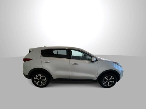 Used 2020 Kia Sportage LX AWD/4WD image 9