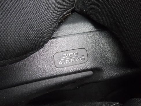 Used 2023 Honda HR-V LX image 14