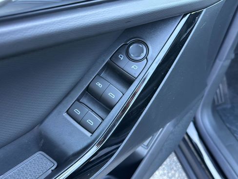 New 2026 Chevrolet Equinox LT w/ Convenience Package II image 31