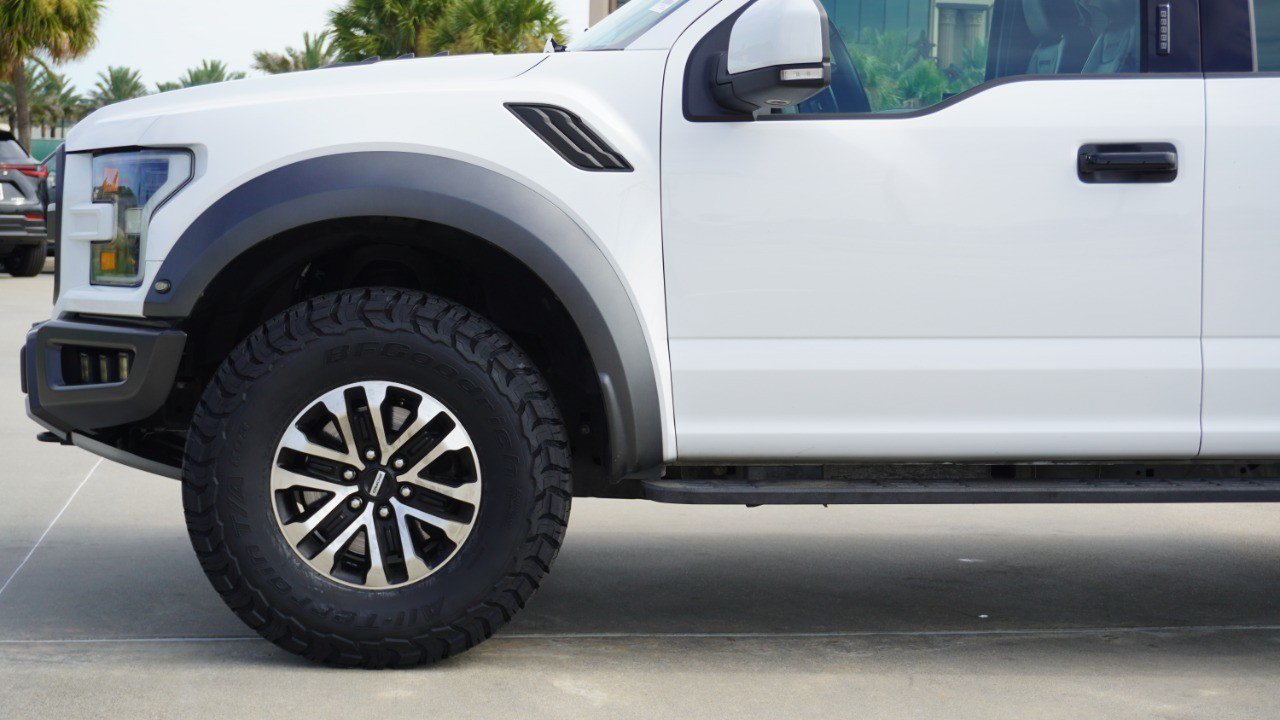 Used 2019 Ford F150 Raptor w/ Equipment Group 801A Mid AWD/4WD image 10