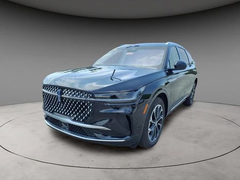 New 2024 Lincoln Nautilus Reserve w/ Equipment Group 203A AWD/4WD image 2
