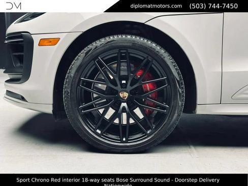 Used 2022 Porsche Macan GTS AWD/4WD image 40