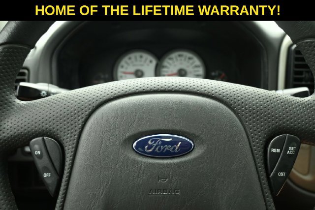 Used 2005 Ford Escape XLT AWD/4WD image 19