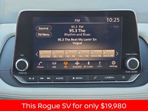 Used 2023 Nissan Rogue SV image 25