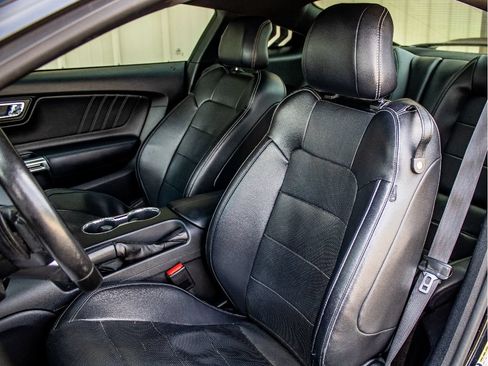 Used 2015 Ford Mustang GT Premium RWD image 18