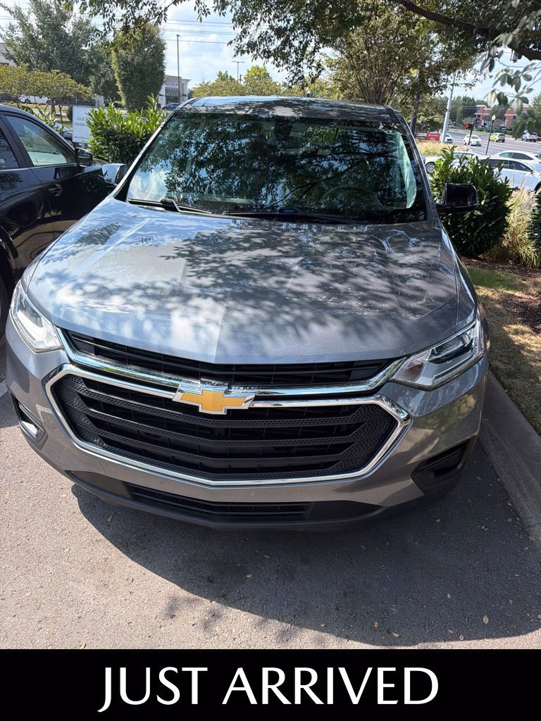 Used 2019 Chevrolet Traverse LS w/ LPO, Floor Liner Package FWD image 3