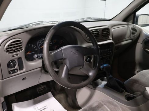 Used 2004 Chevrolet TrailBlazer LS w/ LS Preferred Equipment Group image 18