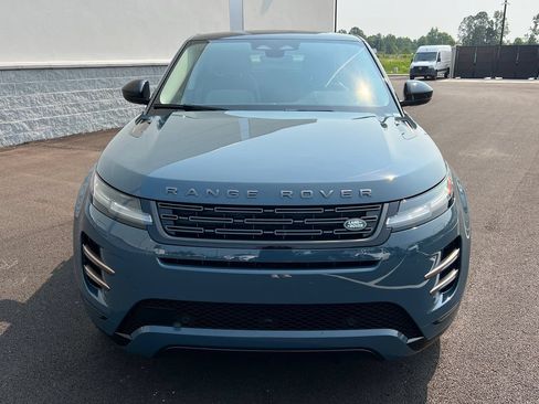 Used 2024 Land Rover Range Rover Evoque Dynamic SE AWD/4WD image 3