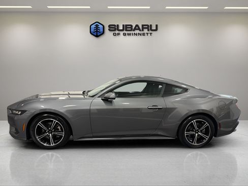Used 2024 Ford Mustang Coupe RWD image 2