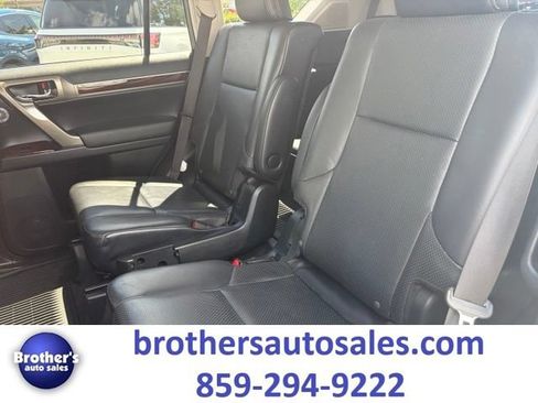 Used 2017 Lexus GX 460 Luxury AWD/4WD image 26