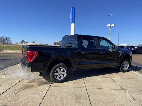Used 2023 Ford F150 XLT image 11