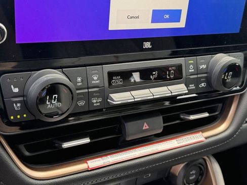 New 2026 Toyota Grand Highlander AWD Hybrid image 18