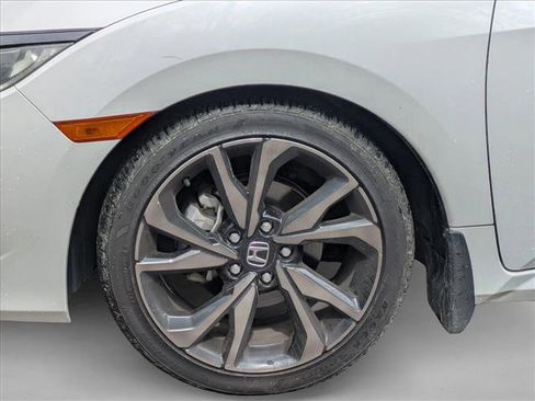 Used 2019 Honda Civic Sport image 9