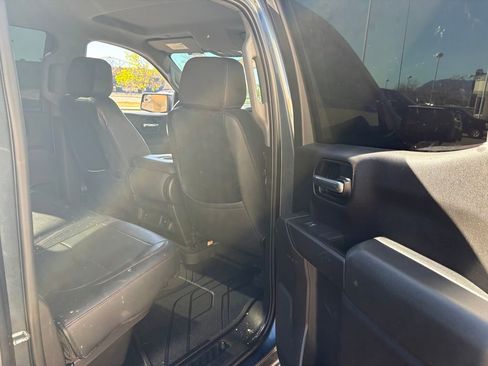 Used 2019 Chevrolet Silverado 1500 Custom w/ Custom Value Package image 27