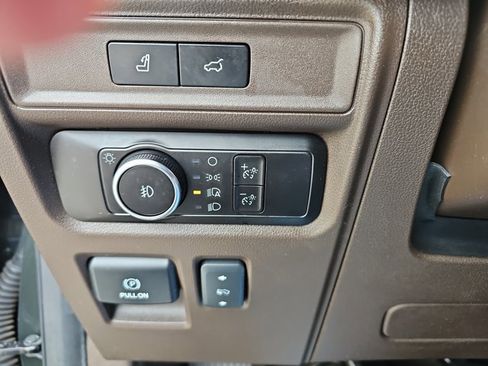 Used 2023 Ford Expedition King Ranch image 17