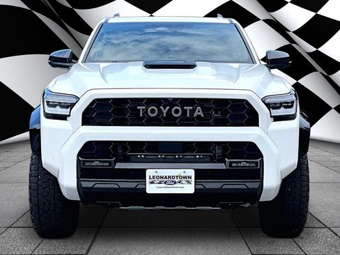 Used 2025 Toyota 4Runner TRD Pro AWD/4WD image 3