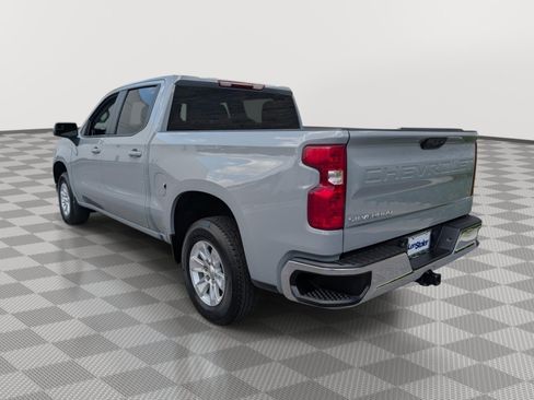 Used 2024 Chevrolet Silverado 1500 LT RWD image 3
