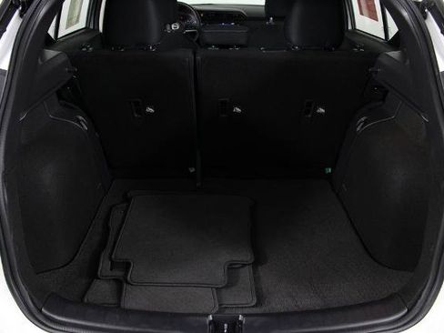 Certified 2023 Nissan Kicks SV image 16