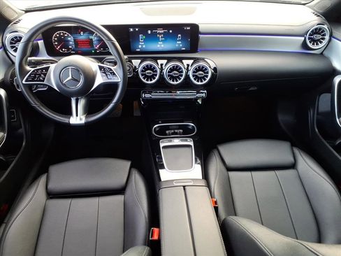 Used 2025 Mercedes-Benz CLA 250 image 19