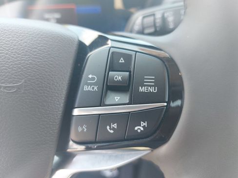 Used 2022 Ford Explorer Platinum w/ Equipment Group 601A AWD/4WD image 20