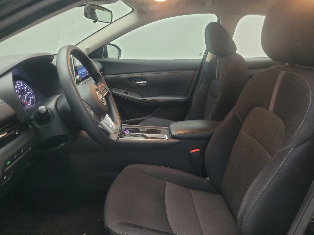 Used 2024 Nissan Sentra SV FWD image 17