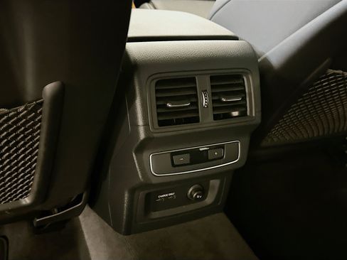 Used 2023 Audi Q5 2.0T Premium Plus w/ Premium Plus Package AWD/4WD image 29