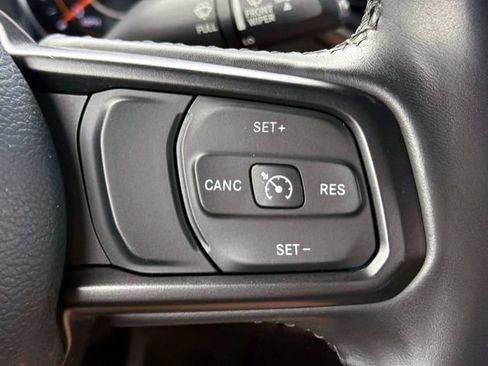 Used 2022 Jeep Wrangler Unlimited Sport AWD/4WD image 22